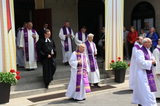 Uroczystość pogrzebowa biskupa Jana Bagińskiego