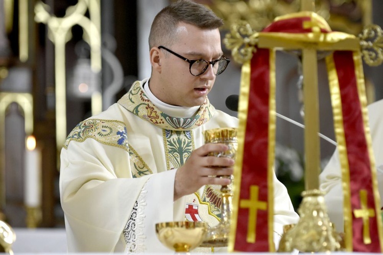 Prymicje. Jedne z dziesięciu