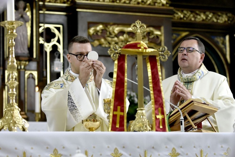 Prymicje. Jedne z dziesięciu