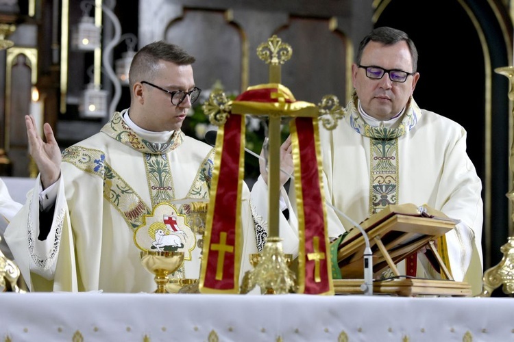 Prymicje. Jedne z dziesięciu