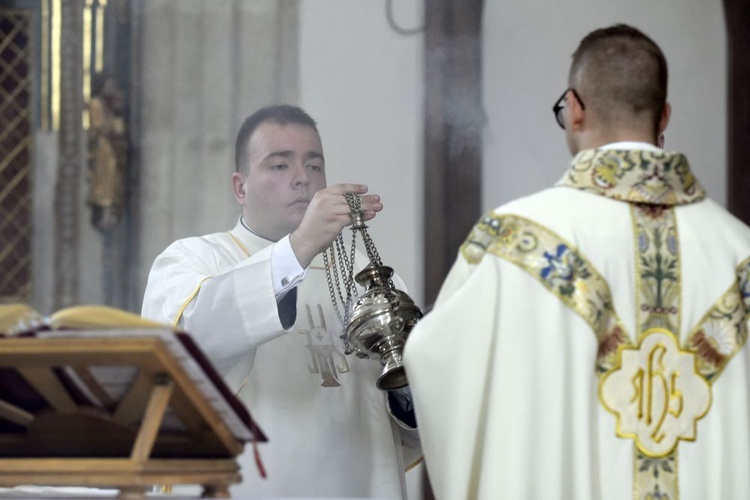 Prymicje. Jedne z dziesięciu