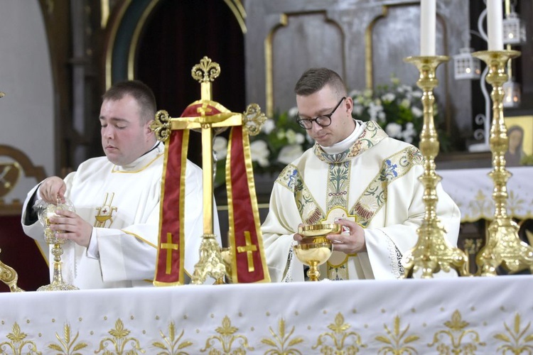 Prymicje. Jedne z dziesięciu