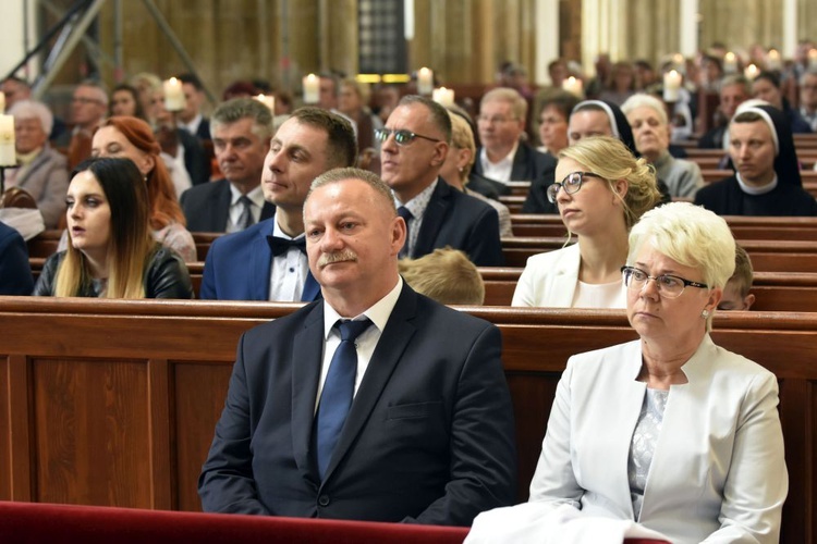 Prymicje. Jedne z dziesięciu