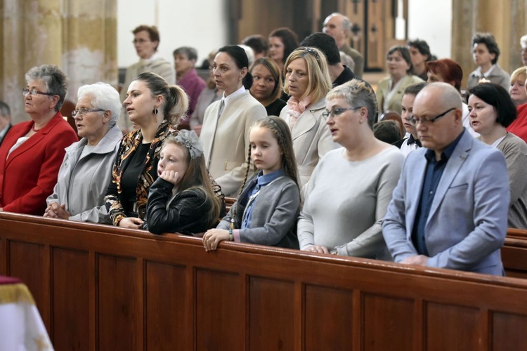 Prymicje. Jedne z dziesięciu