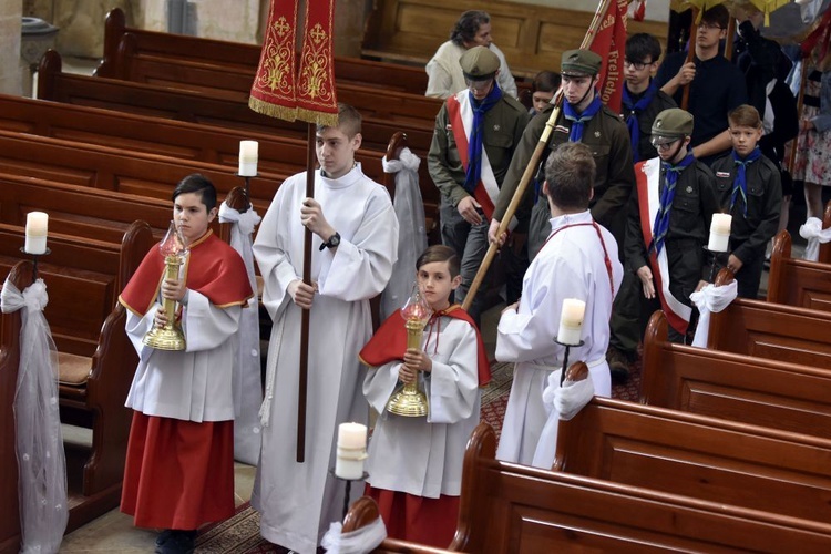 Prymicje. Jedne z dziesięciu