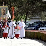 Prymicje. Jedne z dziesięciu