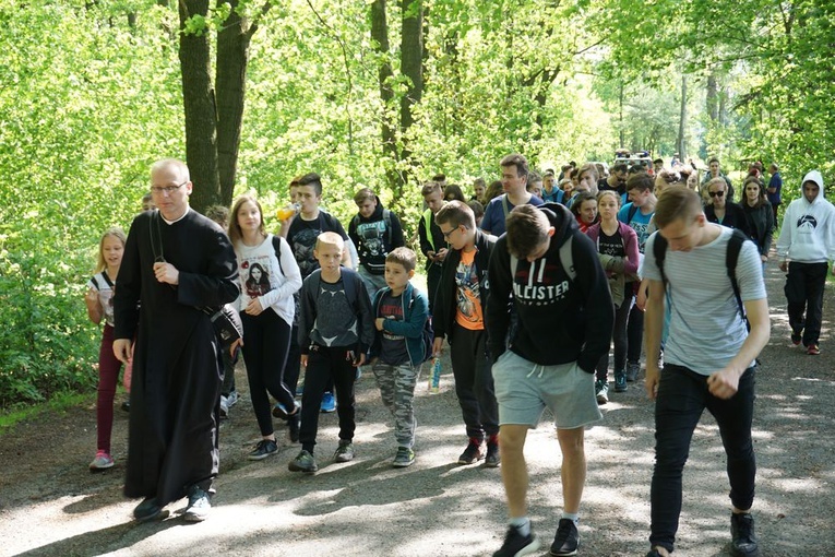 Pielgrzymka młodzieży na Chełmiec