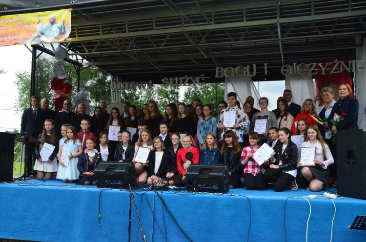 Festiwal piosenki religijnej i patriotycznej w Potoczku