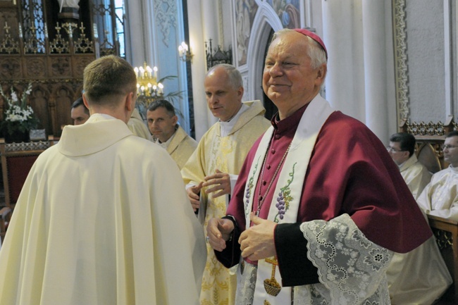 Złoty jubilat bp Adam Odzimek