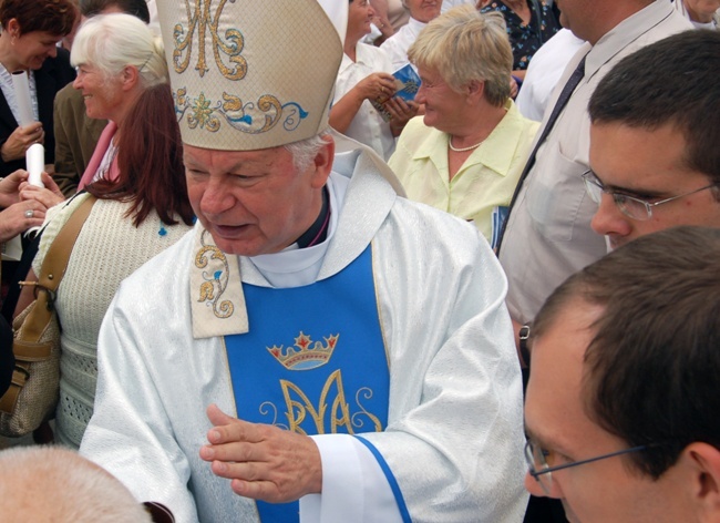 Złoty jubilat bp Adam Odzimek