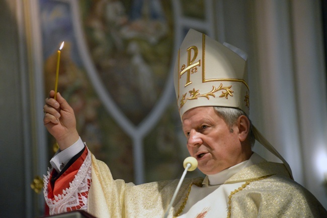 Złoty jubilat bp Henryk Tomasik