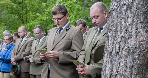 Na górę ze św. Janem Gwalbertem. Majówka leśników