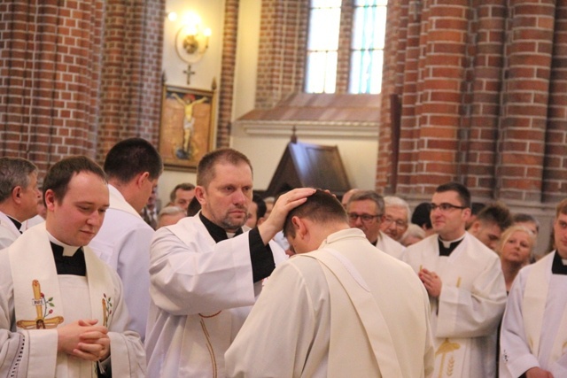 Idźcie bez lęku. Święcenia kapłańskie na Pradze