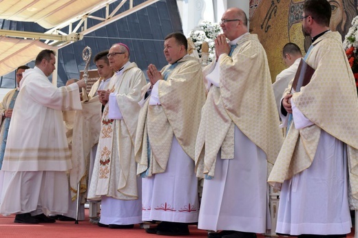 VII Ogólnopolska Pielgrzymka Żywego Różańca na Jasną Górę