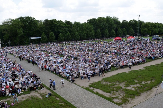 VII Ogólnopolska Pielgrzymka Żywego Różańca na Jasną Górę