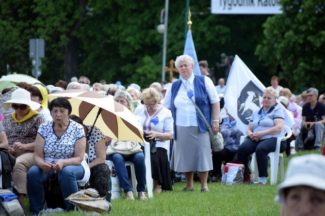 VII Ogólnopolska Pielgrzymka Żywego Różańca na Jasną Górę