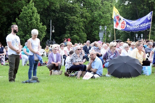 VII Ogólnopolska Pielgrzymka Żywego Różańca na Jasną Górę