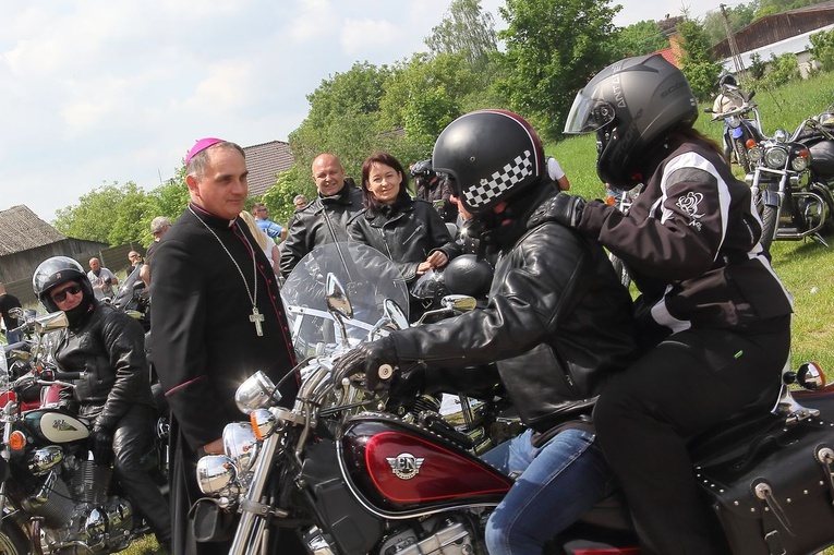 Pielgrzymka Motocyklistów do Skrzatusza cz. 2