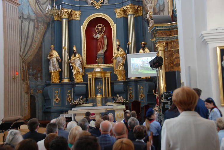 Dziękczyniene za ukończone prace przy kosciele w Rawie Maz.