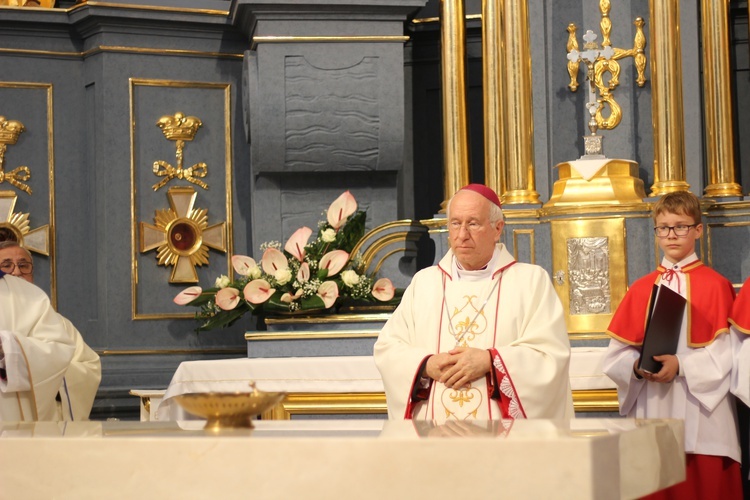 Dziękczyniene za ukończone prace przy kosciele w Rawie Maz.