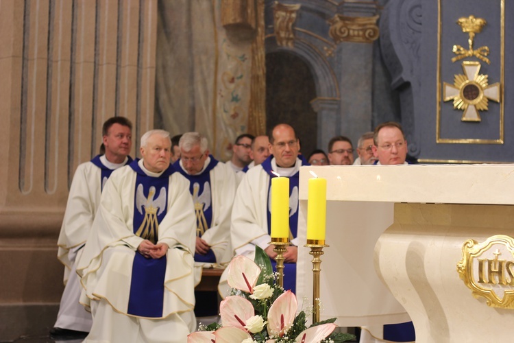 Dziękczyniene za ukończone prace przy kosciele w Rawie Maz.