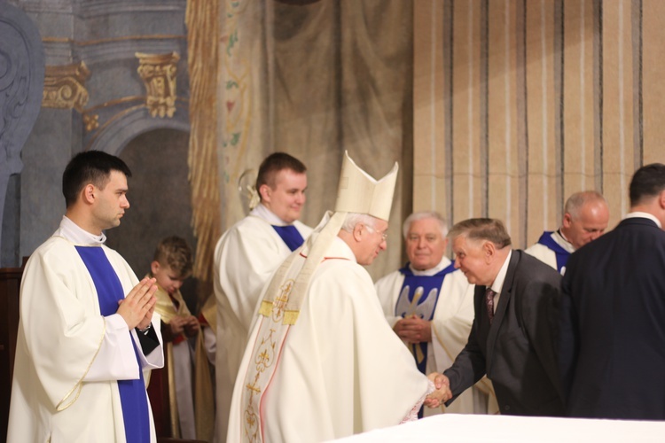 Dziękczyniene za ukończone prace przy kosciele w Rawie Maz.