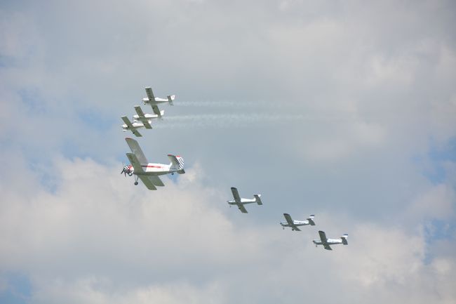 Pokazy lotnicze w Turbi