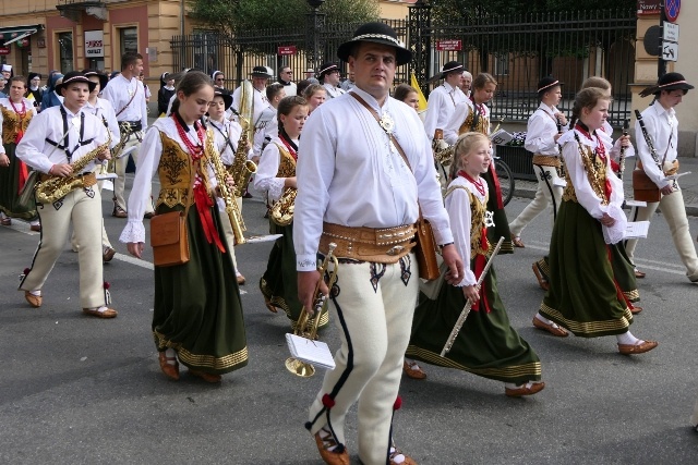 Pielgrzymka z relikwiami błogosławionej nazaretanki 