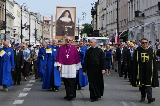 Pielgrzymka z relikwiami błogosławionej nazaretanki 