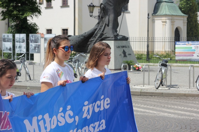 Marsz dla życia i rodziny w Łowiczu