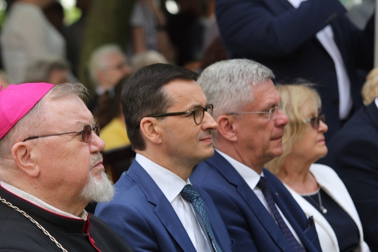 W pikniku uczestniczyli m.in. bp Antoni Dydycz, premier Mateusz Morawiecki i marszałek Senatu Stanisław Karczewski