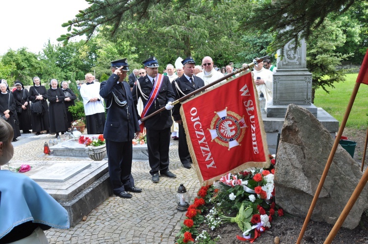 Jubileusz kapłański i upamiętnienie mieszkańców Rumna w Ścinawie Małej