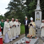 Jubileusz kapłański i upamiętnienie mieszkańców Rumna w Ścinawie Małej