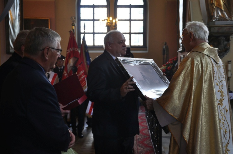 Jubileusz kapłański i upamiętnienie mieszkańców Rumna w Ścinawie Małej