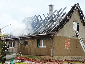 ◄	Dom państwa Wiśniewskich nie nadaje się do zamieszkania.