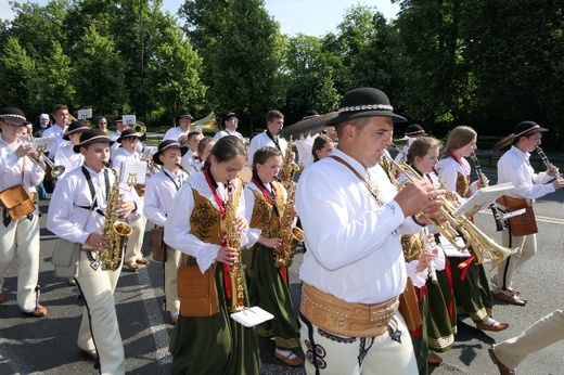 Pielgrzymka z relikwiami błogosławionej nazaretanki 