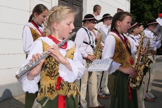 Pielgrzymka z relikwiami błogosławionej nazaretanki 