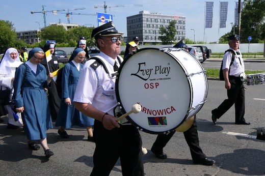 Pielgrzymka z relikwiami błogosławionej nazaretanki 