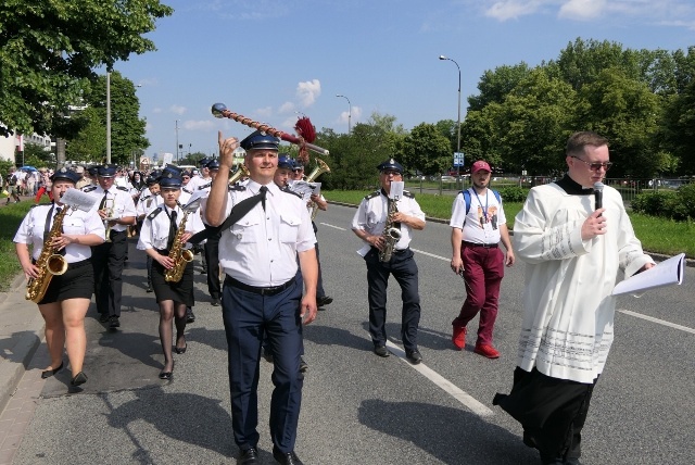 Pielgrzymka z relikwiami błogosławionej nazaretanki 