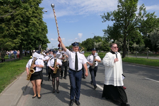 Pielgrzymka z relikwiami błogosławionej nazaretanki 