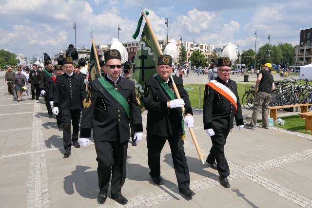 Pielgrzymka z relikwiami błogosławionej nazaretanki 