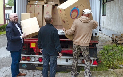 ▲	Wózki inwalidzkie trafiły najpierw do magazynu. Stąd zostaną przekazane potrzebującym w całym kraju.