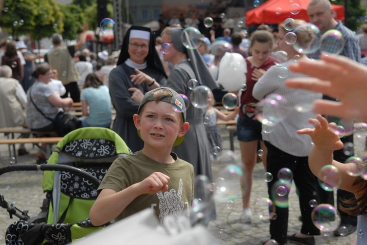 Festyn rodzinny na 100-lecie obecności pallotynów