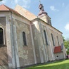 ◄	Kościół parafialny w Powidzku.