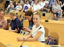 Debata "W języku nadziei"