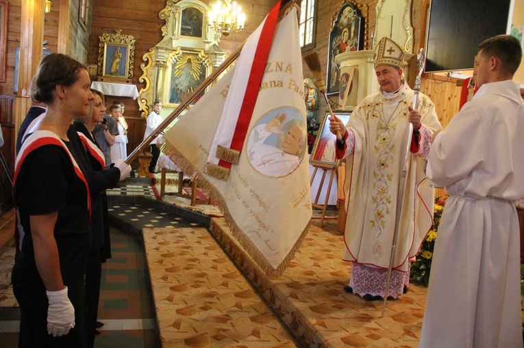 Jaworze Górne. Jesteśmy dumni, że św. Jan Paweł II jest patronem naszej szkoły