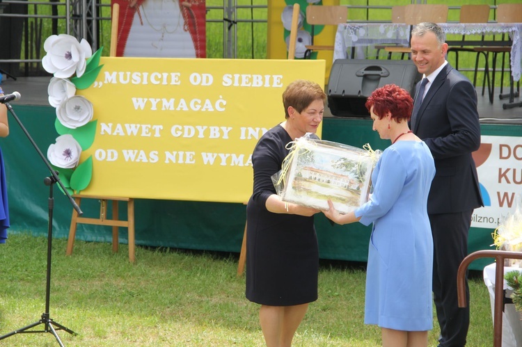 Gorzejowa - Jaworze Górne: Nadanie szkole imienia św. Jana Pawła II