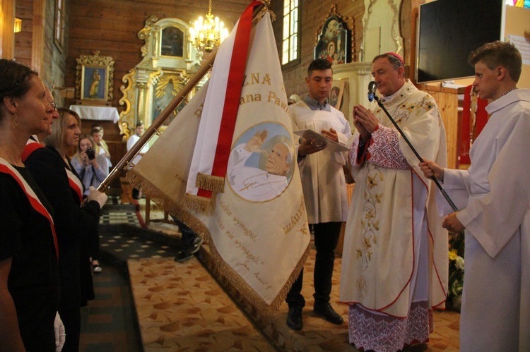 Gorzejowa - Jaworze Górne: Nadanie szkole imienia św. Jana Pawła II