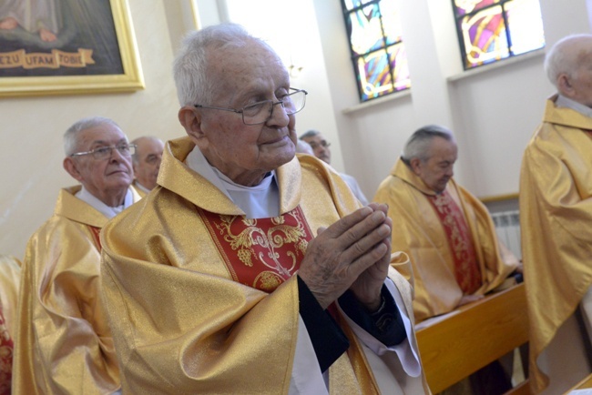 Kamienny jubileusz święceń ks. Mariana Jaskólskiego