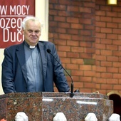 ks. Bogdan Ferdek w kościele pw. NMP Królowej Polski w Świdnicy.